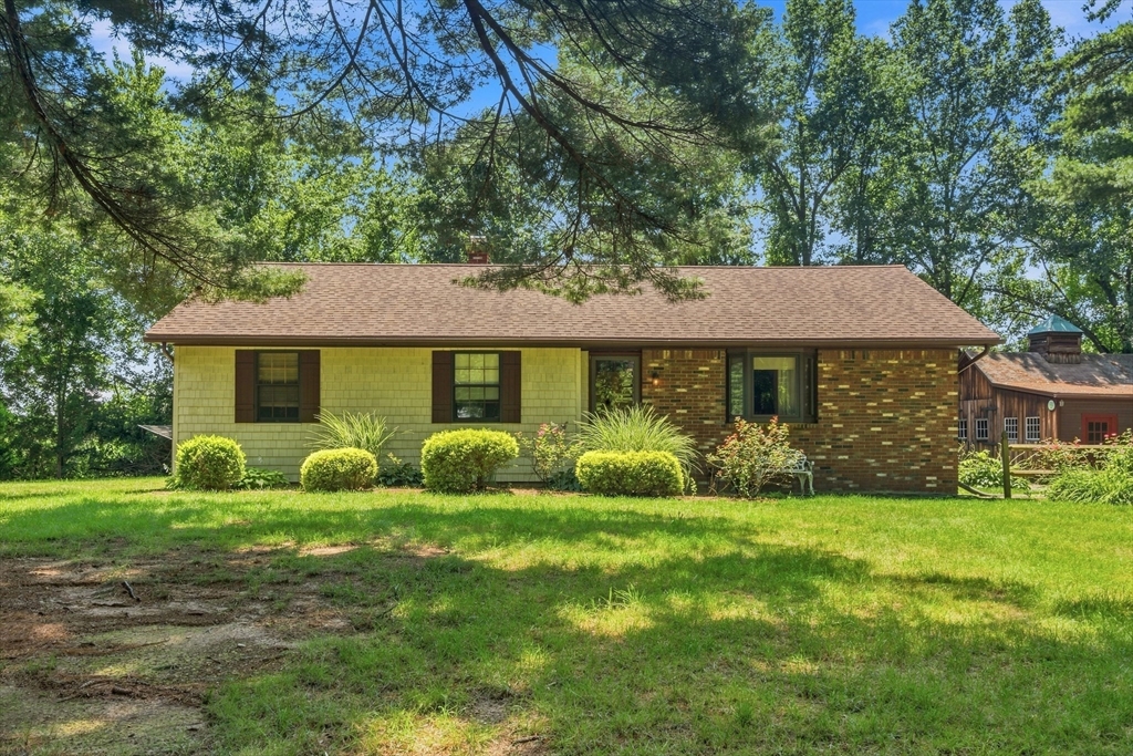 房源照片:41 Prospect Gdns #41, Ludlow