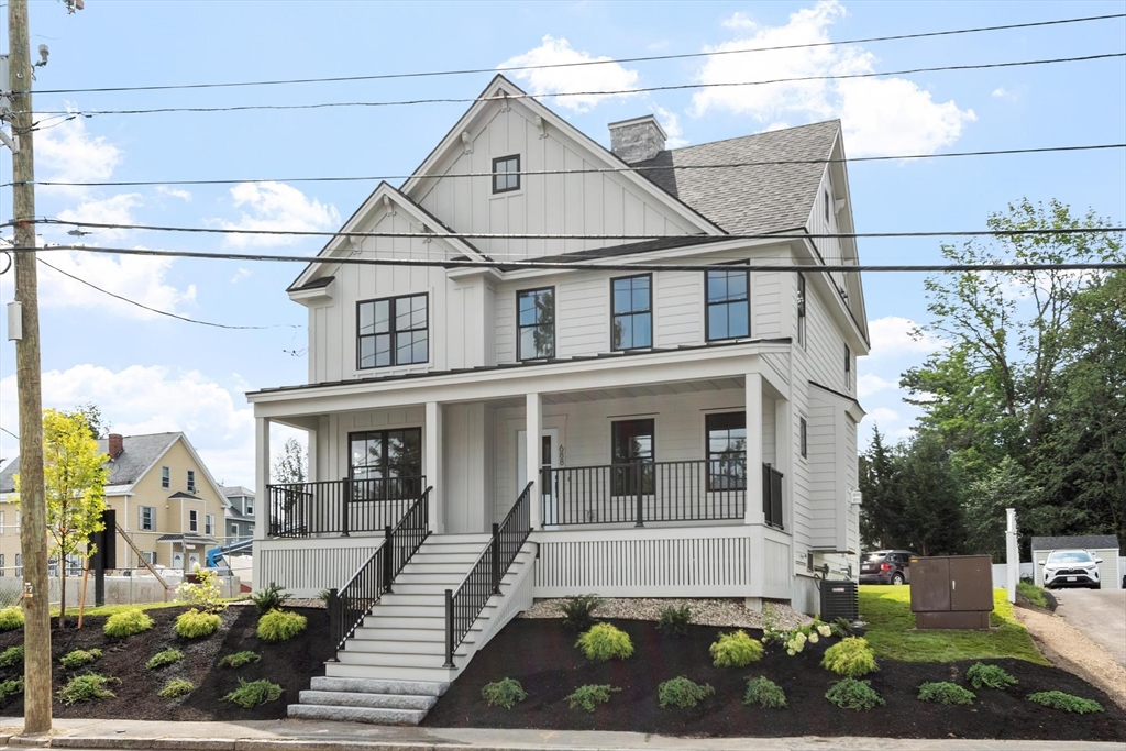 תמונה של הנכס: 688 Westford st, Lowell