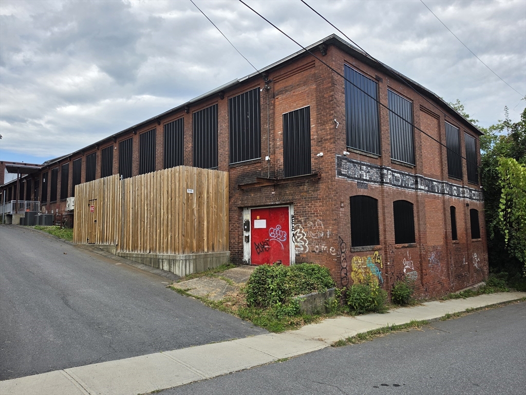 תמונה של הנכס: 13 Arch St, Greenfield