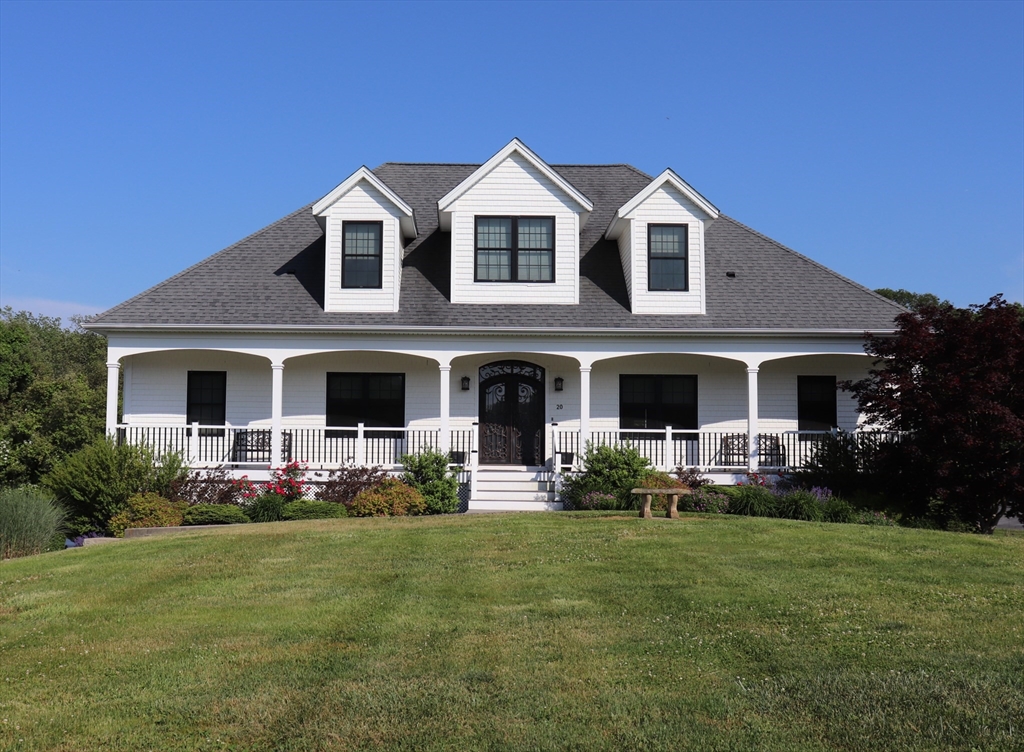 תמונה של הנכס: 20 Meadowbrook Ln, Westport