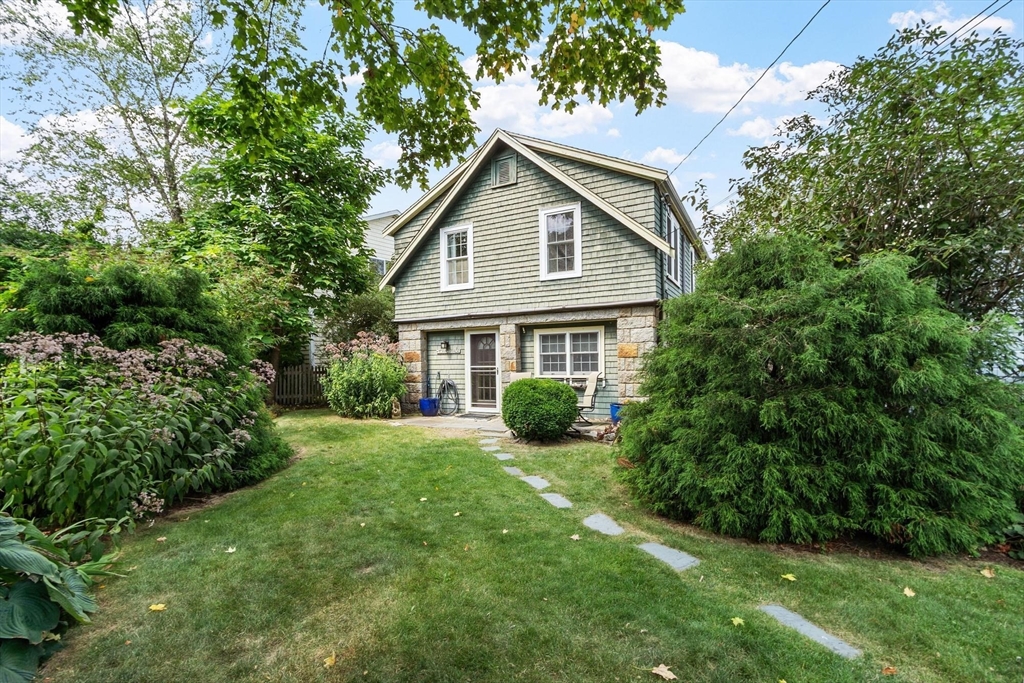 תמונה של הנכס: 1 Pigeon Hill Court #B, Rockport