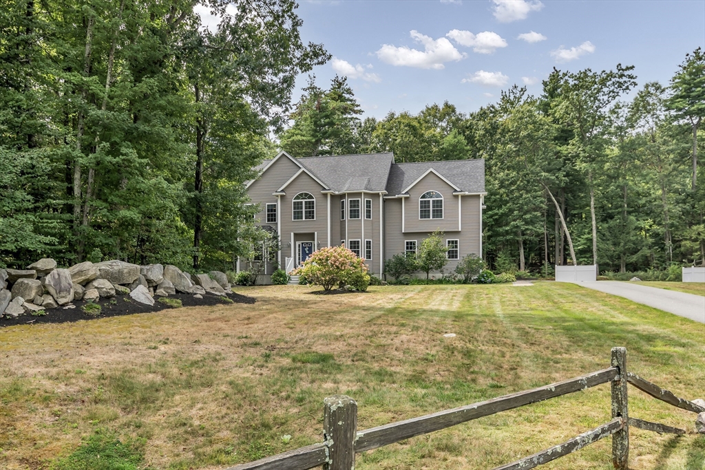 房源照片：3 Ava Ln, Tyngsborough