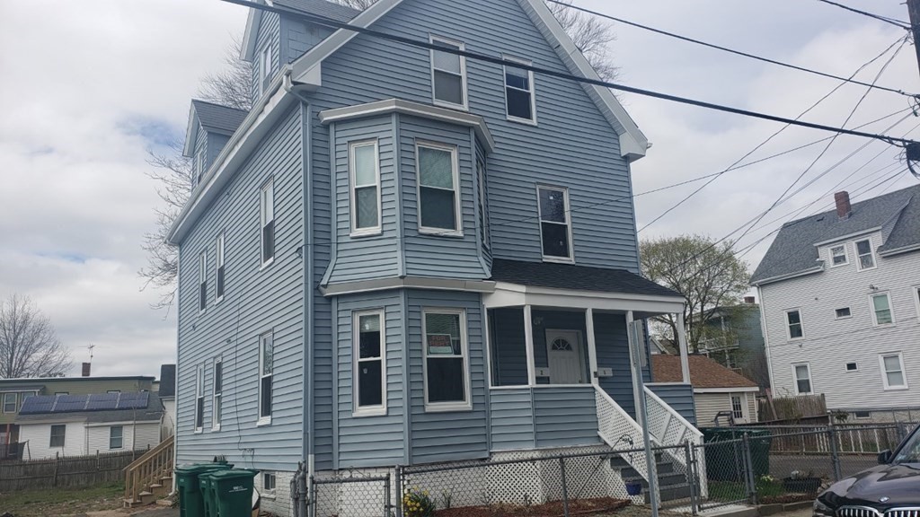 房源照片：13 Elmwood Ave #1, Lynn