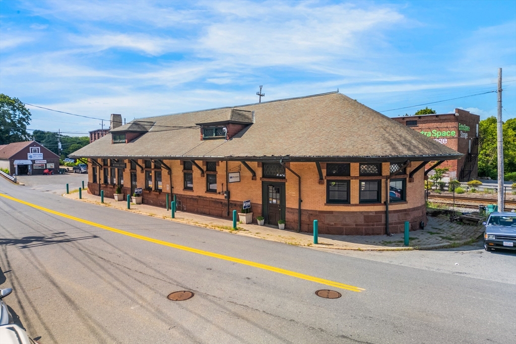 תמונה של הנכס: 100 School St, Andover