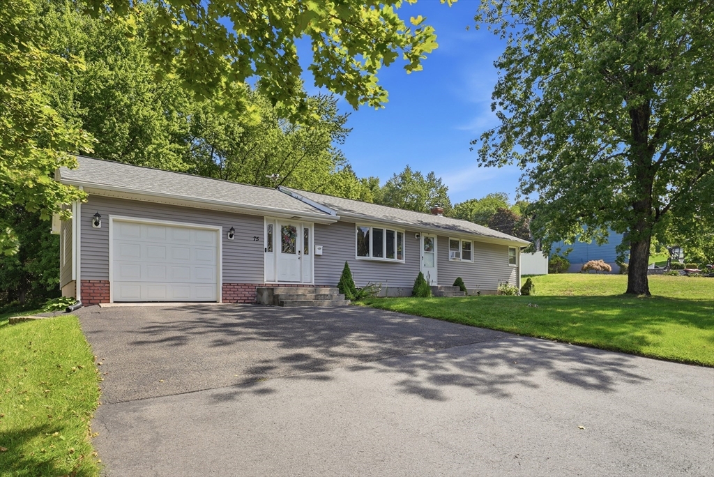 房源照片：75 Longwood Dr, Chicopee