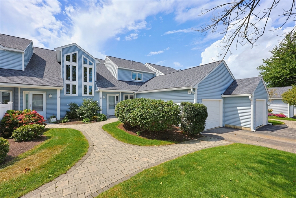תמונה של הנכס: 12 Fairway Dr #Golfview, Plymouth