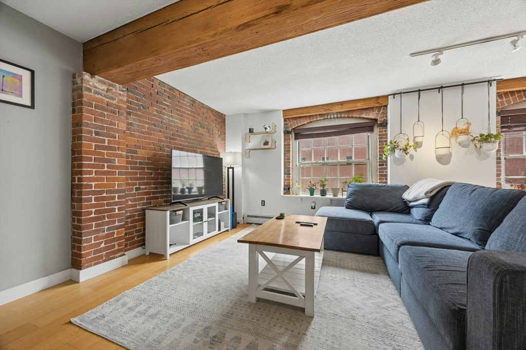 תמונה של הנכס: 240 Jackson St #330, Lowell