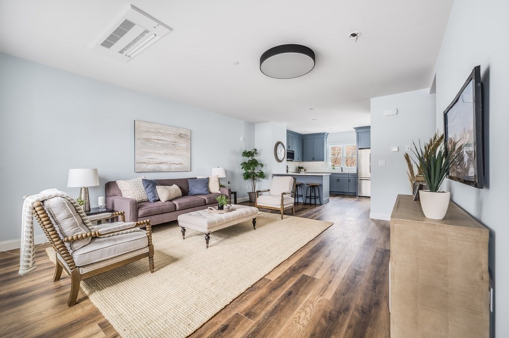 תמונה של הנכס: 451 Essex St #4, Beverly