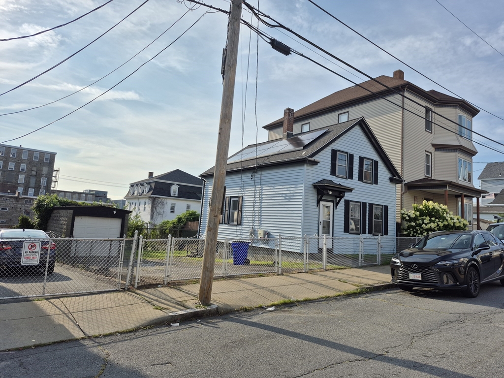 תמונה של הנכס: 90 Tremont St, Fall River
