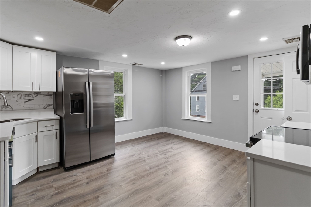 房源照片：291 Providence Rd #4, Grafton