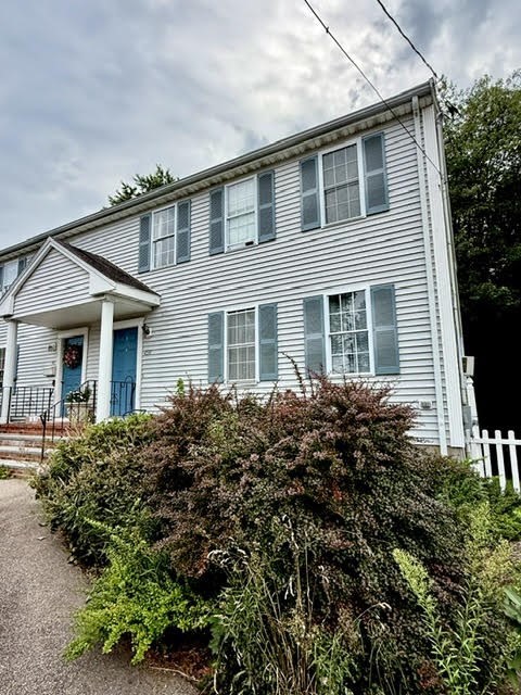 תמונה של הנכס: 459 County St #459, Taunton