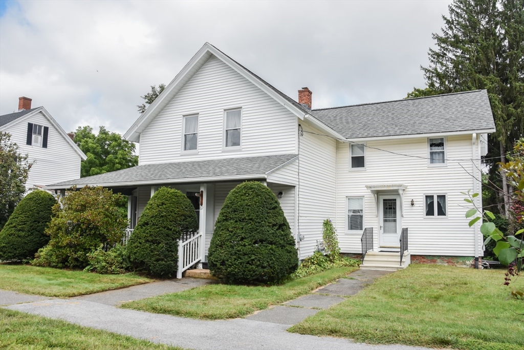 תמונה של הנכס: 69 W Main St, West Brookfield