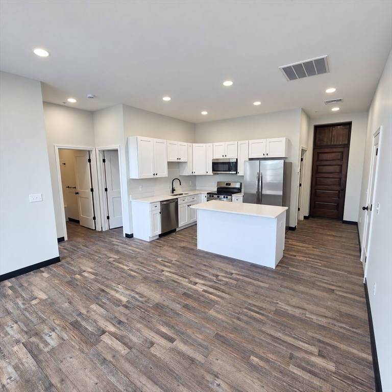 תמונה של הנכס: 439 Pine st #102, Fall River