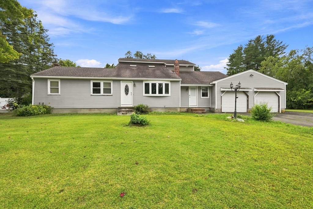 房源照片：45 Campbell Dr, Easthampton