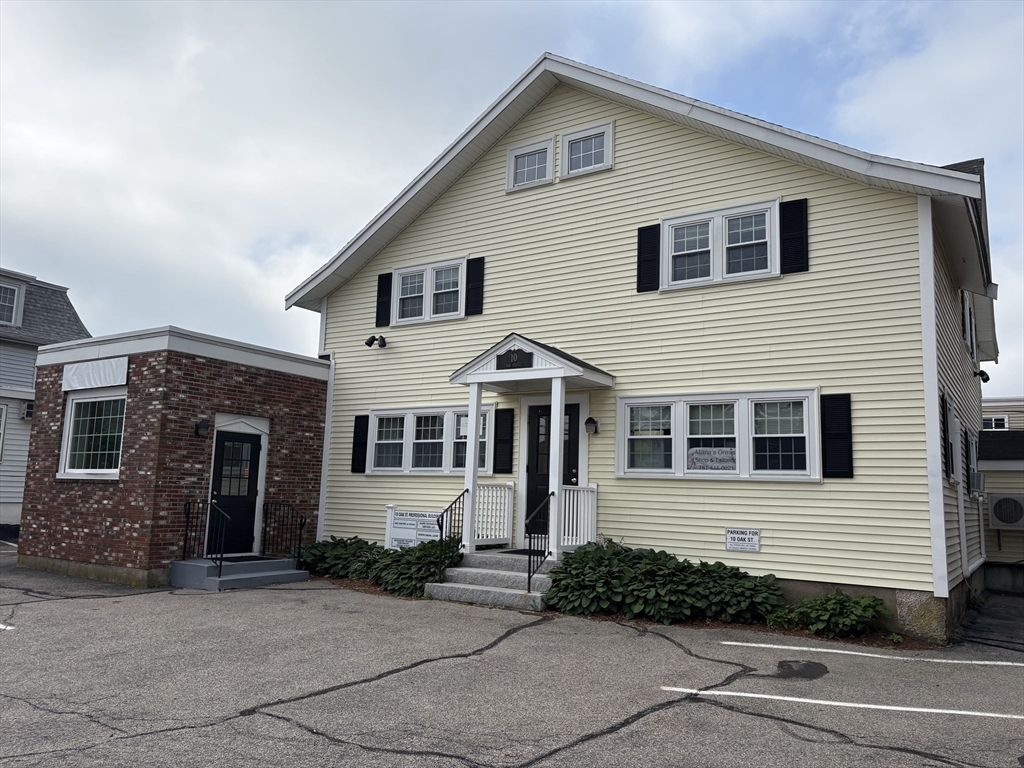 תמונה של הנכס: 10 Oak St #4, Needham