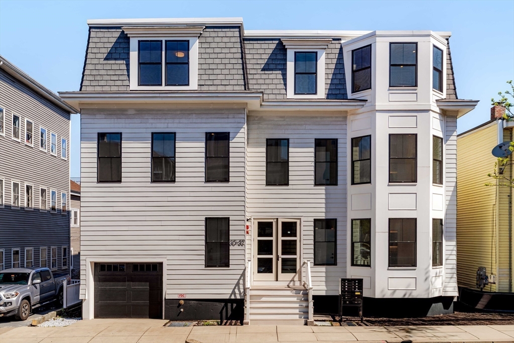 תמונה של הנכס: 32 Condor St #4A, Boston