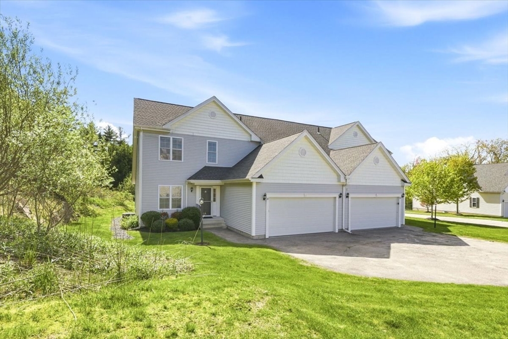 תמונה של הנכס: 30 Shadow Creek Lane #30, Ashland