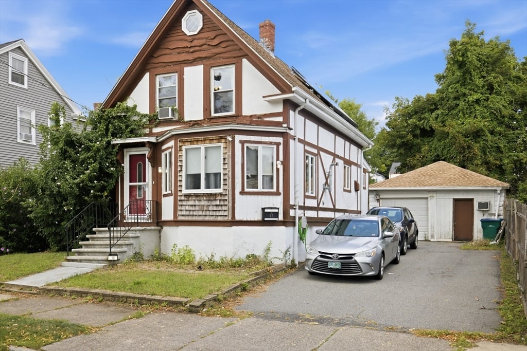 תמונה של הנכס: 18 Melvin Ave, Lynn