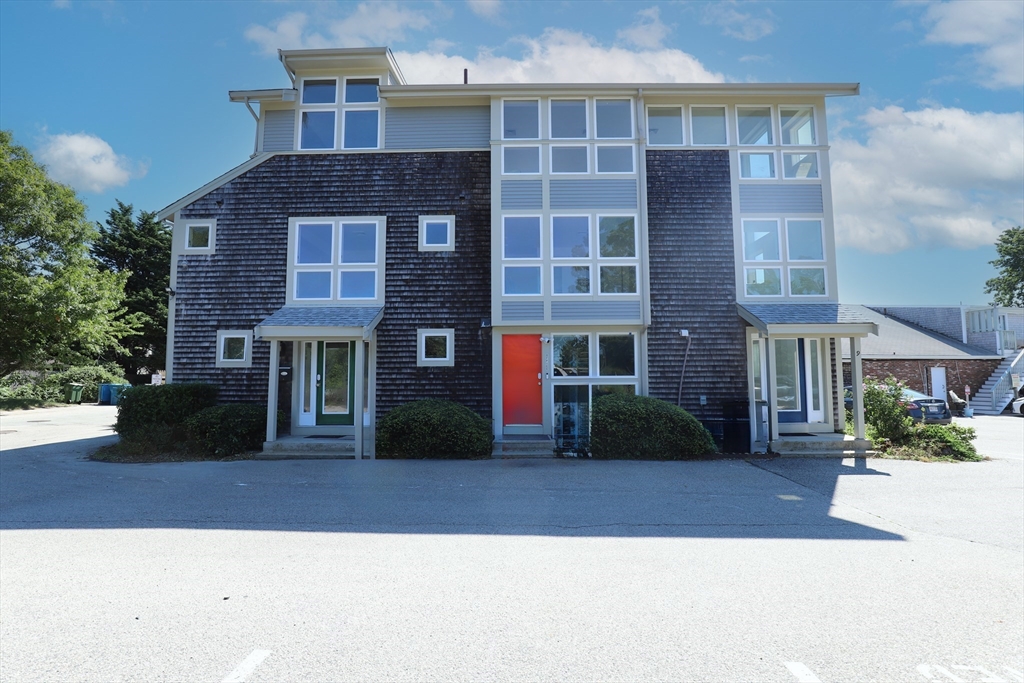 תמונה של הנכס: 410 West Falmouth Hwy-Rte 28A #8A, Falmouth