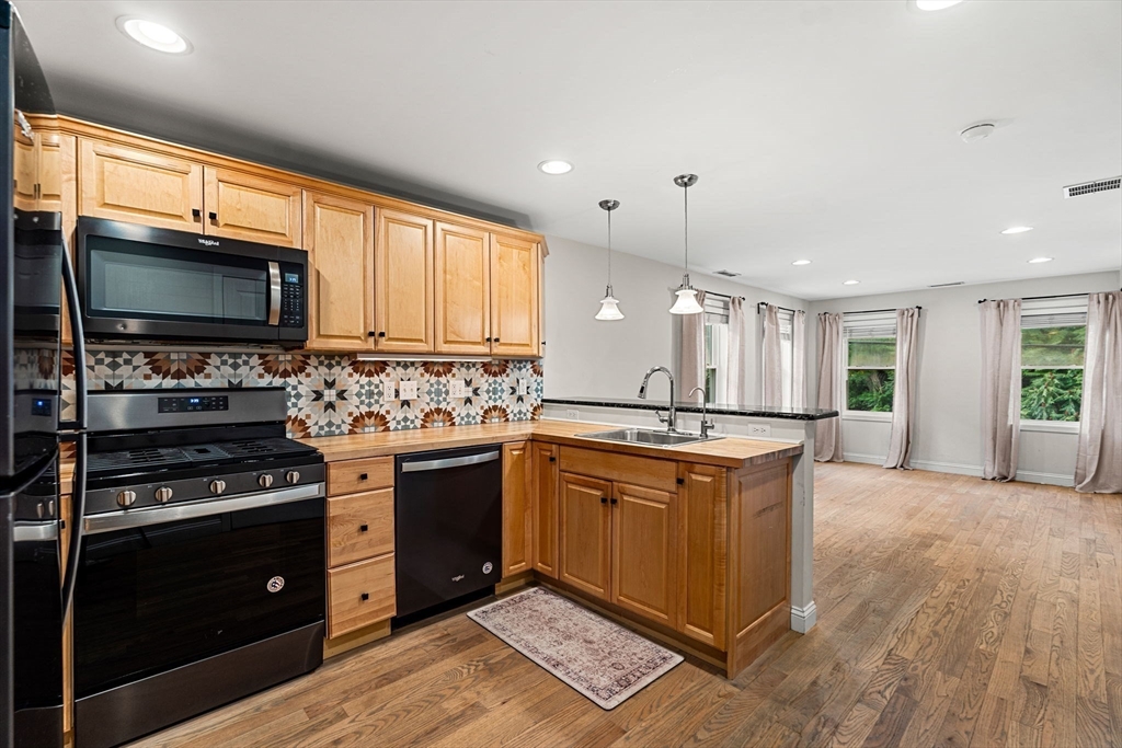 תמונה של הנכס: 75 Mason St #2, Salem