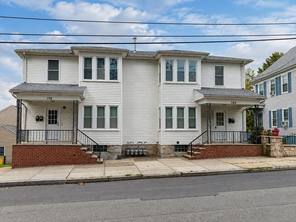 תמונה של הנכס: 186 Hood #1E, Fall River