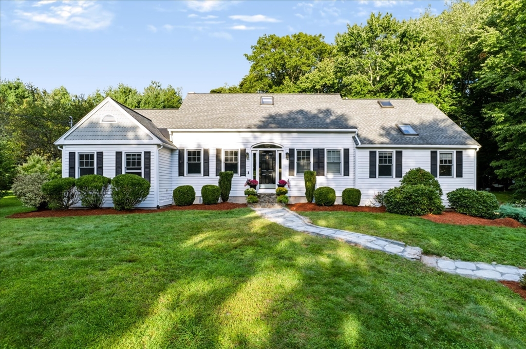 תמונה של הנכס: 53 Haduk Dr, North Attleboro