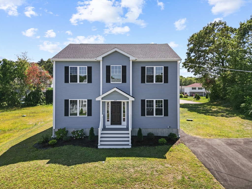 תמונה של הנכס: 961 Wood St, Fall River