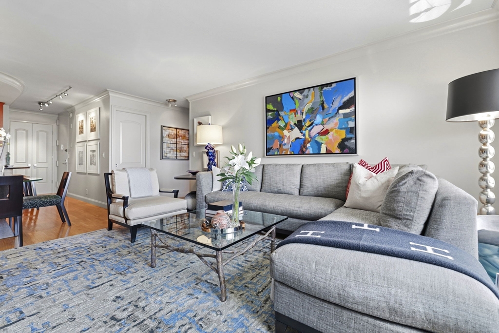 תמונה של הנכס: 85 E India Row #30D, Boston