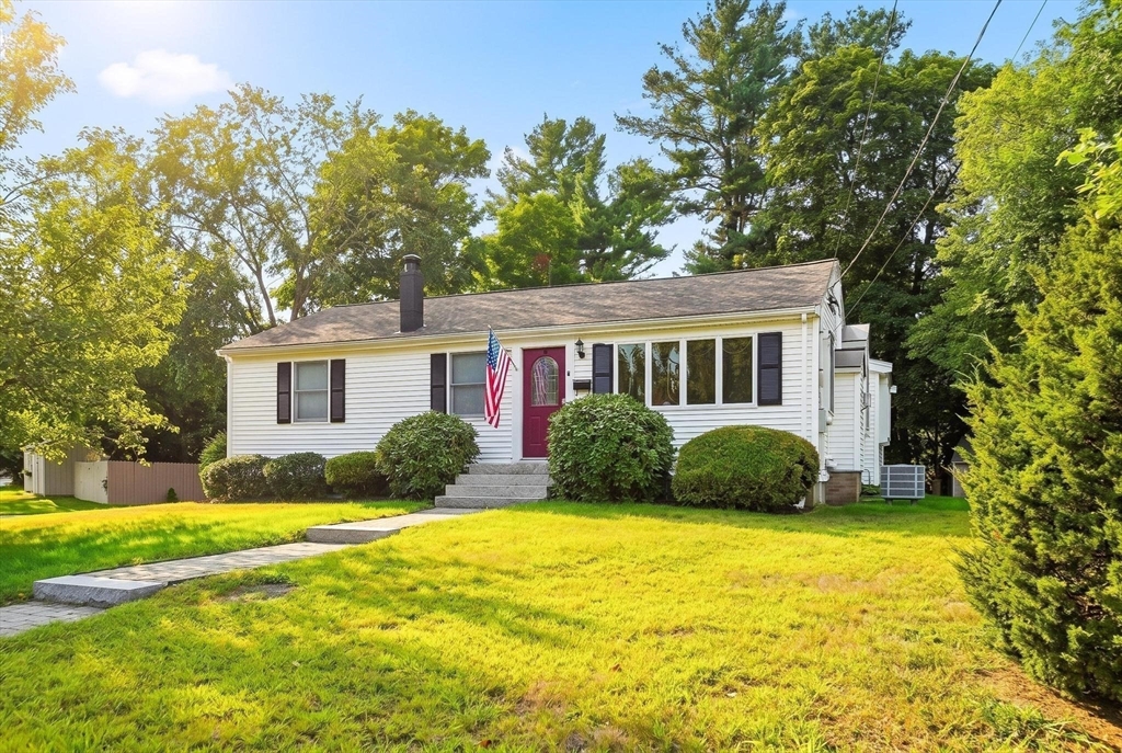 房源照片：4 Orchard Dr, North Reading