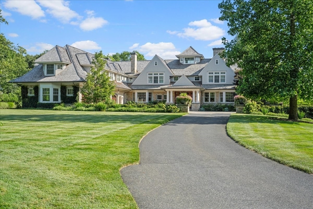 תמונה של הנכס: 31 Sears Rd, Southborough