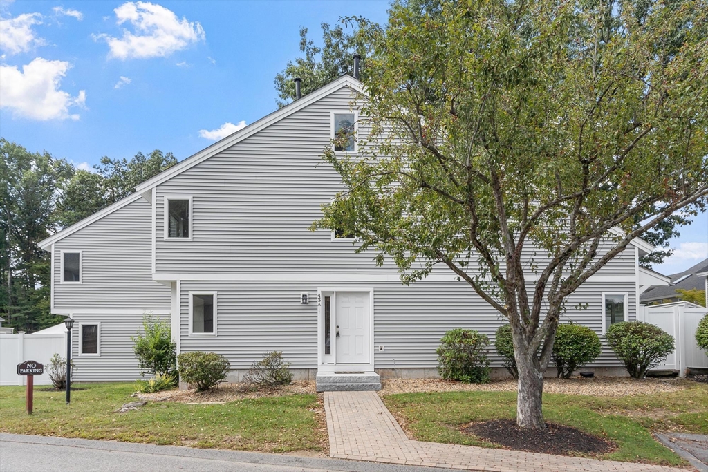 房源照片：43 Meadow Pond Dr #A, Leominster