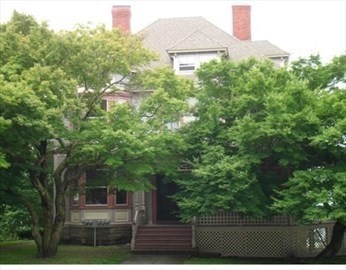 房源照片:682 Rock Street #1, Fall River