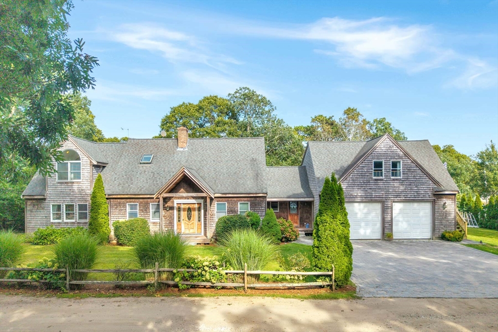 תמונה של הנכס: 68 Front Street, Oak Bluffs