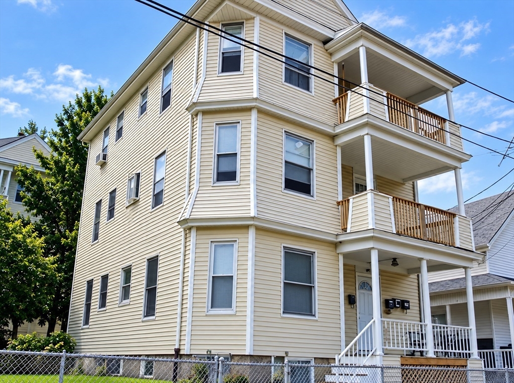 房源照片:245 Cory, Fall River