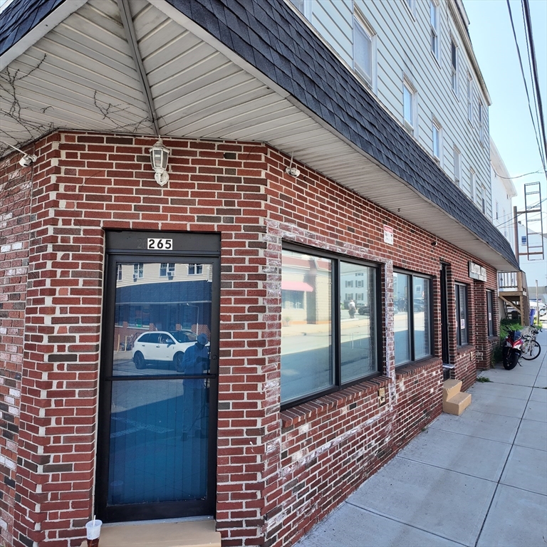 תמונה של הנכס: 263-265 Rodman St, Fall River