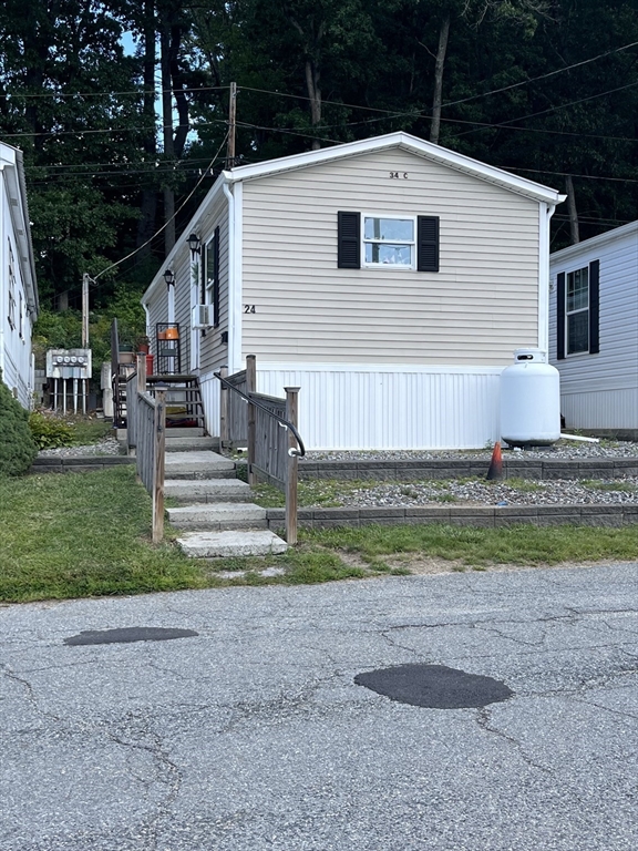 תמונה של הנכס: 24 Mustang Ave, Marlborough