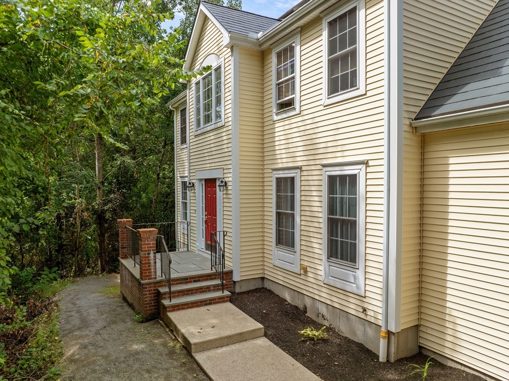 תמונה של הנכס: 115 Cathedral Drive, Attleboro