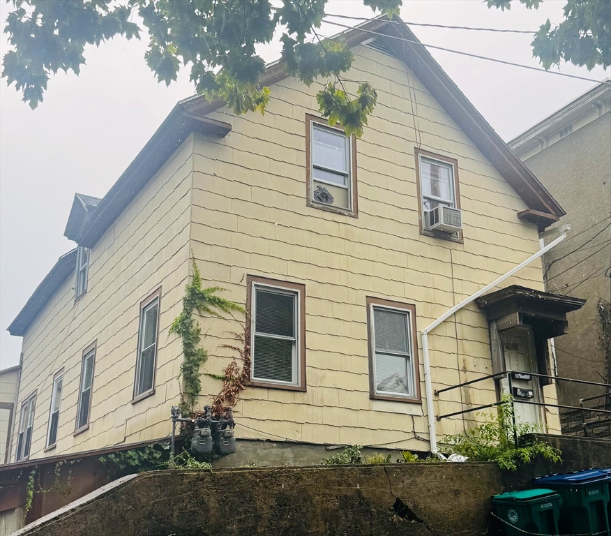 房源照片：3 Lynn Street, Fitchburg