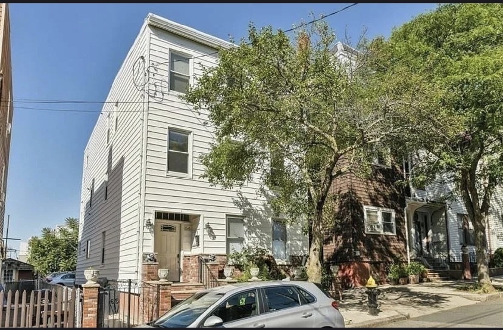 房源照片：154 Webster #Suite 2, Boston