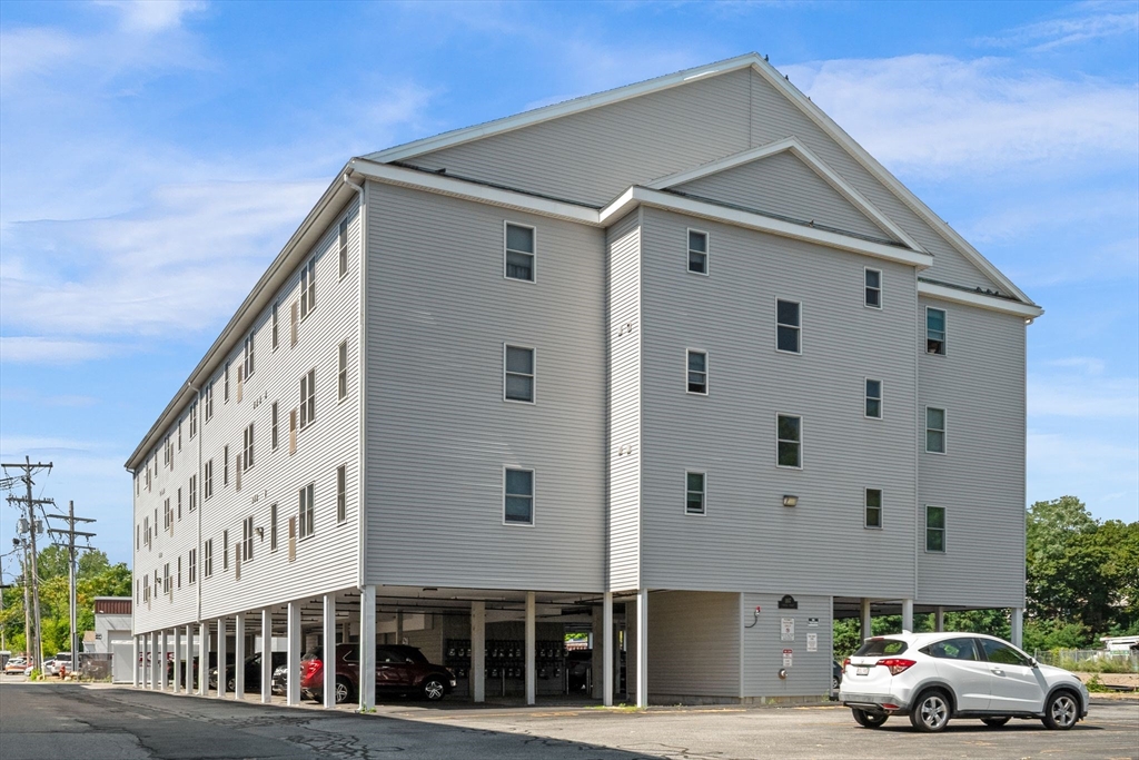 房源照片：107 Foster St #304, Peabody