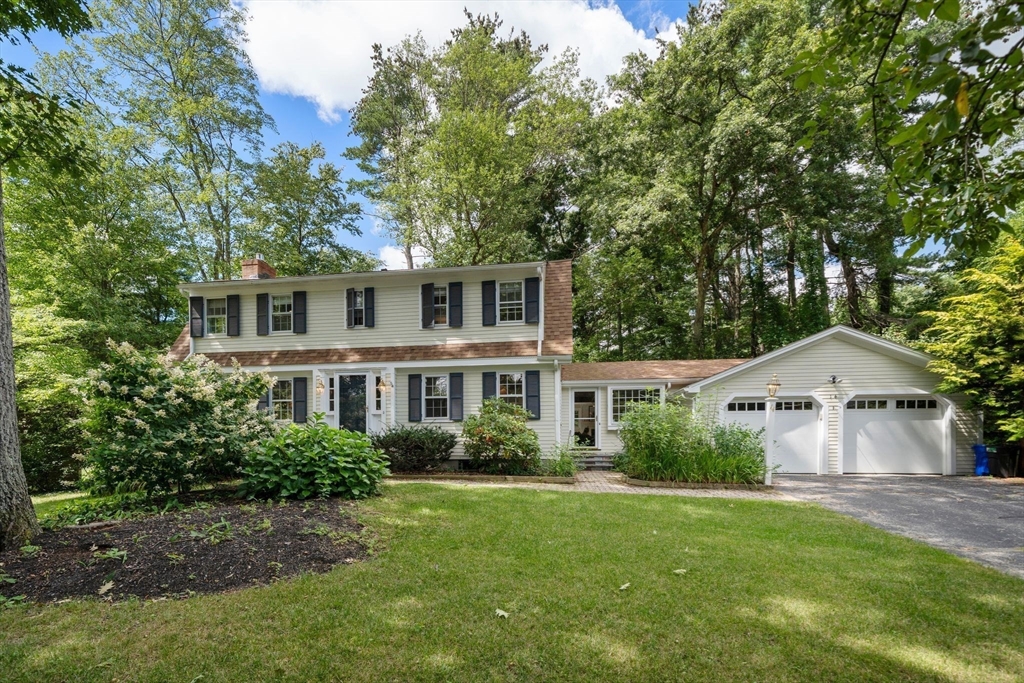 תמונה של הנכס: 14 Thoreau Rd, Acton