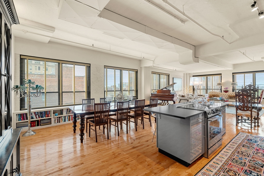 房源照片:210 Lincoln Street #604, Boston