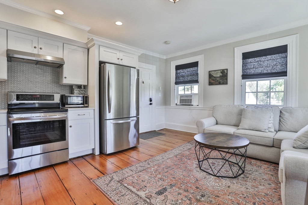 תמונה של הנכס: 2 Court Street #3, Newburyport