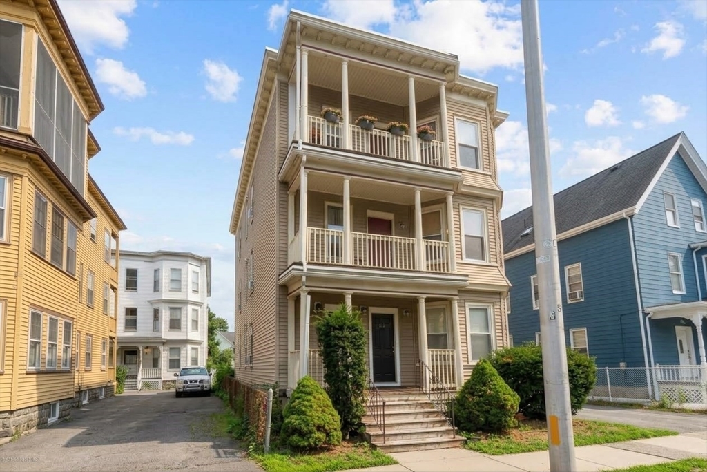 תמונה של הנכס: 59 Harwood #3, Lynn