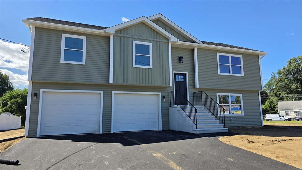 תמונה של הנכס: 12 Willow St, Chicopee