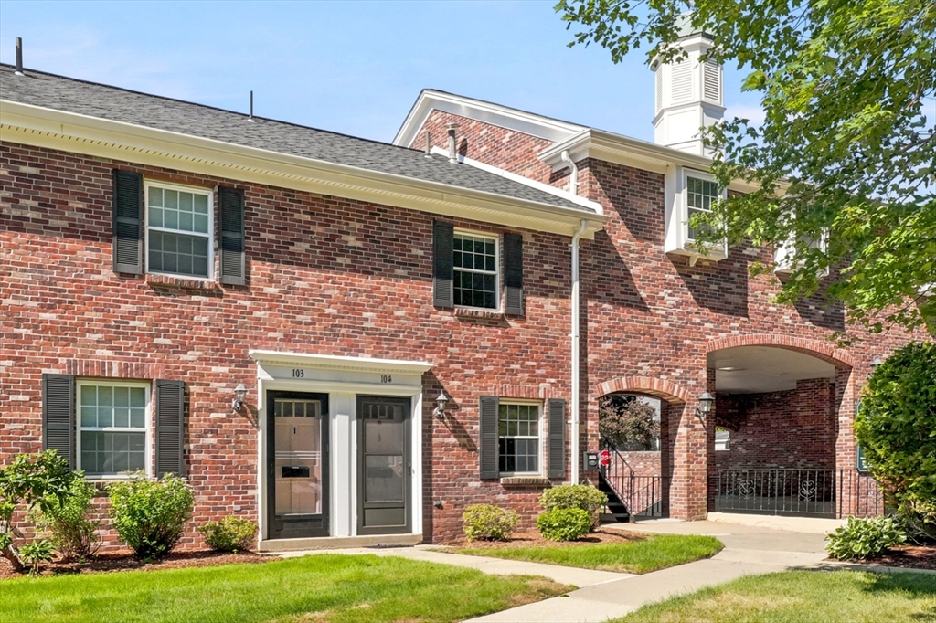 房源照片:104 Windsor Drive #104, Framingham