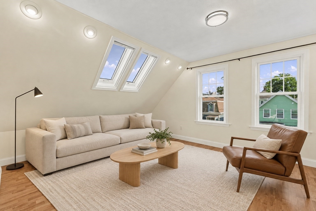 תמונה של הנכס: 51 Albion St #B, Medford
