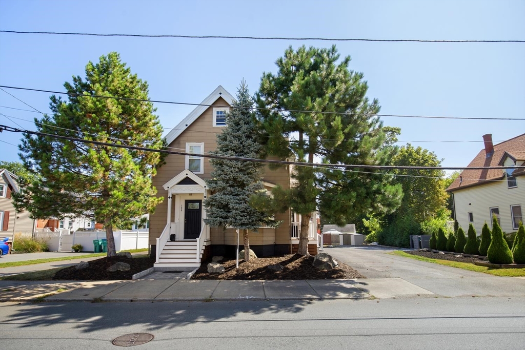 תמונה של הנכס: 108 Maple St, Lynn