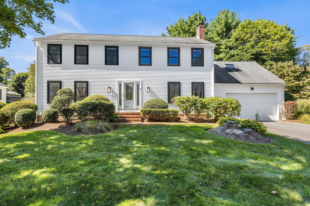 房源照片:8 Lantern Ln, Shrewsbury