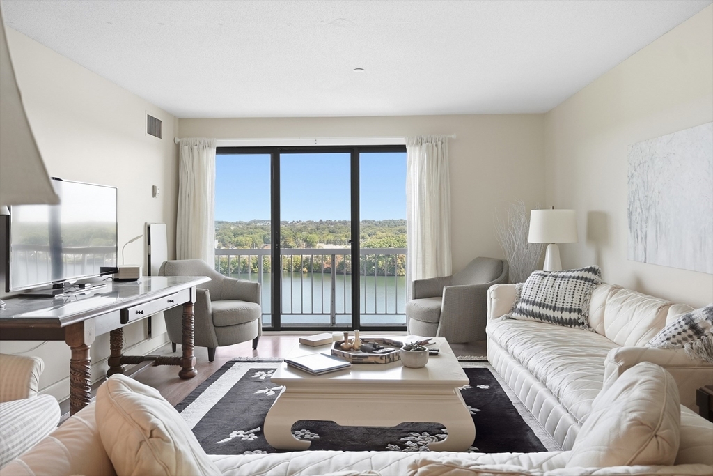 תמונה של הנכס: 65 Lake Ave #824, Worcester